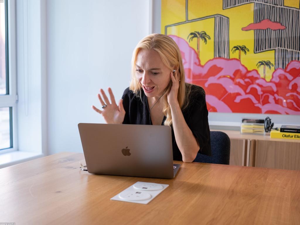 ព័ត៌មានថ្មីៗ៖ ការអភិវឌ្ឍន៍និងការប្រែប្រួលនៅក្នុងឧស្សាហកម្មបច្ចេកវិទ្យា